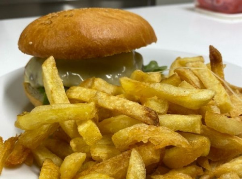 La Ferme Des Gourmets - [SURGELÉ] Kit Burger de la Ferme x 6 : Steaks Hachés, Pains Burger et Frites de la Ferme