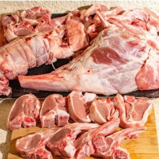 Ferme Caussanel - Colis Demi-Agnelet 4.250kg - Agneau fermier du Quercy Label Rouge