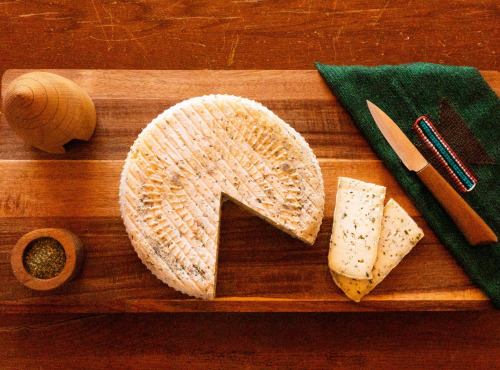 Ferme Mam'Adiza - Tomme Ail des ours 1kg