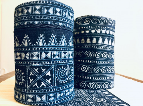 Nuage Sauvage - Boîte À Thé tissu indigo batik fait main (Noir Mat) - Ass007