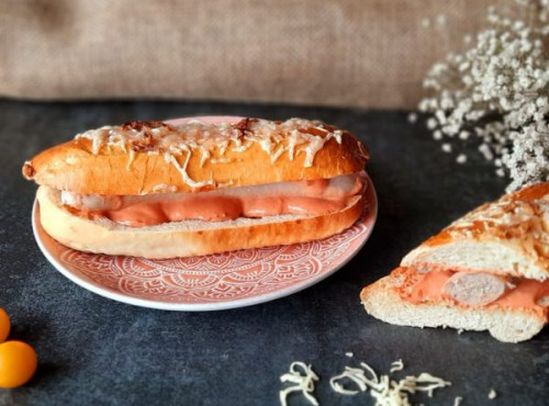 Les Viandes du Forez - Hot-dog knack maison, fromage de qualité et pain local x2