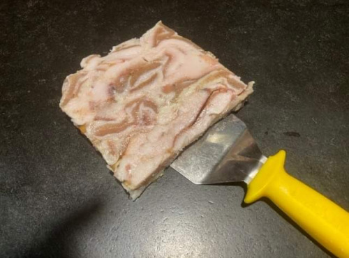 Des Poules et des Vignes à Bourgueil - Lard poché de nos cochons défricheur
