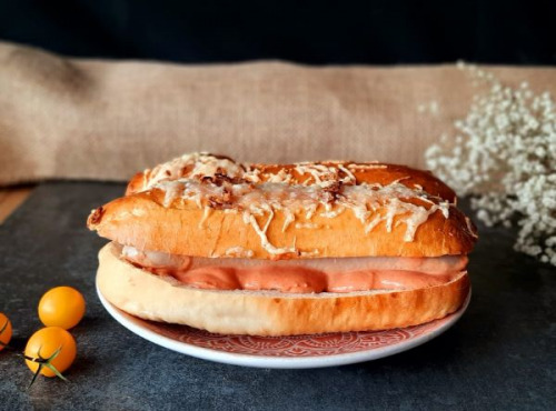Les Viandes du Forez - Hot-dog knack maison, fromage de qualité et pain local x2