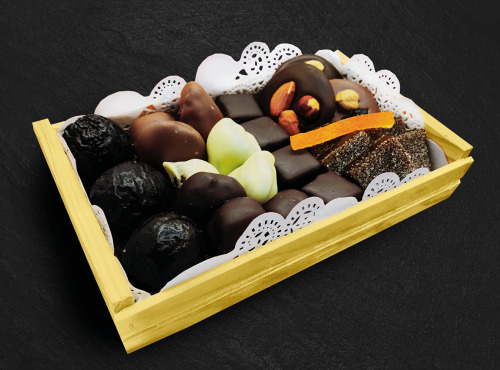 Maison du Pruneau - Cueillette du Gascon - Assortiment festif Pruneaux Et Chocolats - Mini Cagette Gourmande 400g