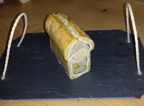 Ferme de Montchervet - Pâté En Croûte Au Foie Gras Apéritif, 500g