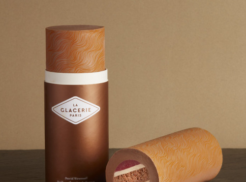 La Glacerie par David Wesmaël - Meilleur Ouvrier de France - Bûche glacée « Cèdre Intense » Chocolat noir et épices douces pour 6 personnes