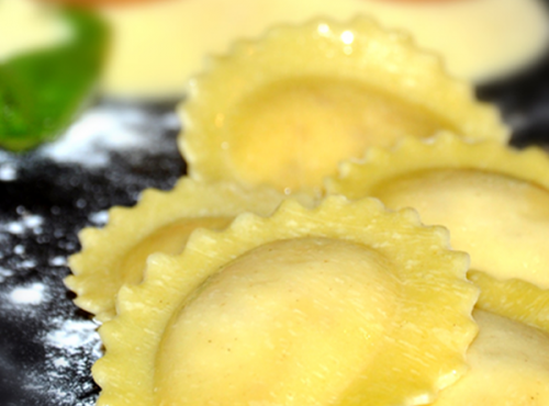 Les Pâtes Côté Mont Blanc - ravioli tomate, basilic et fromage de buflonne