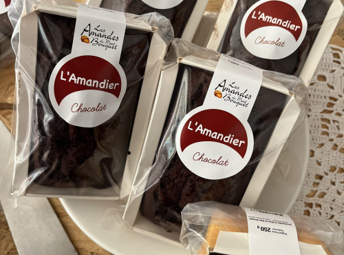 Les amandes et olives du Mont Bouquet - L'Amandier chocolat