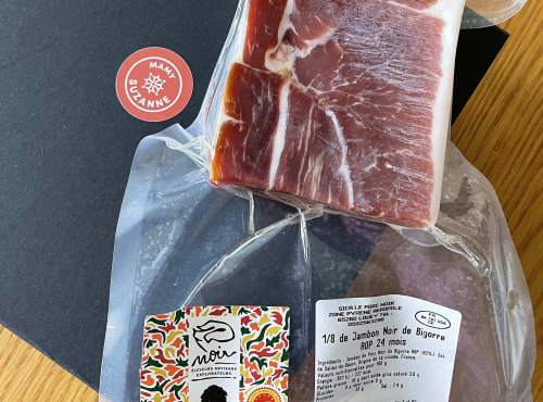 Mamy Suzanne Occitanie - 1/8 Jambon Porc Noir de Bigorre, sans os, sans couenne - Affinage 24 mois -320 g