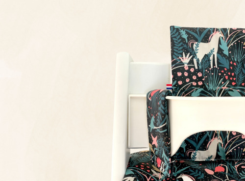 Timouny - Coussin Black Licorne pour chaise haute Stokke – Confort et féérie