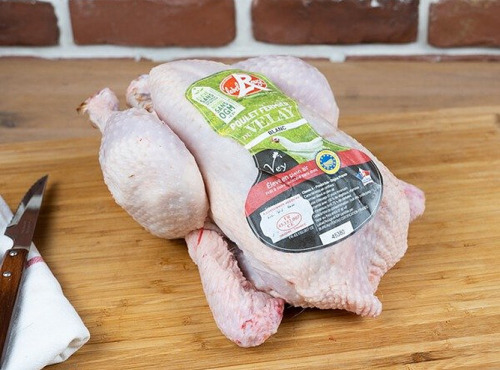 Maison Victor - Depuis 1976 - Poulet fermier du Puy-en-Velay - 2000gr