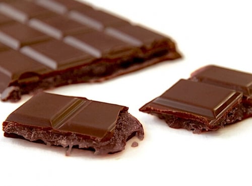 Compagnie Générale de Biscuiterie - Tablette Chocolat Noir Fourrée Praliné Noisettes Du Piémont Et Amandes Valencia