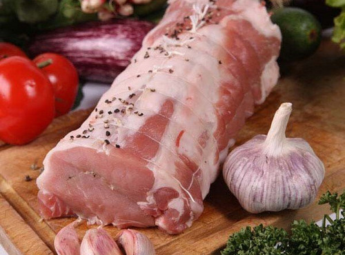 La Ferme du Louvier - Rôti ail et poivre 800g de porc élevé en plein air