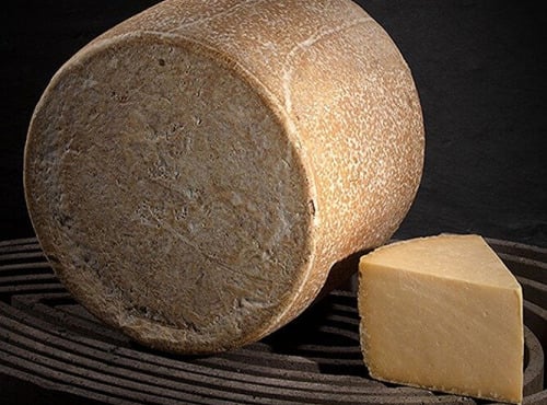 Les Affineurs des Volcans - Cantal Entre-Deux Pasteurisé AOP Portion 250g