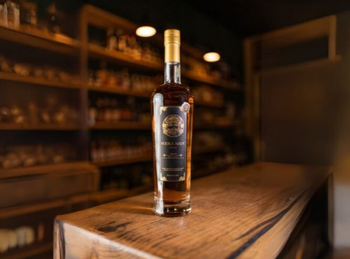 Maison Mounicq - Vodka Nadé | Millésime 2021 | Vieillie en fût de Montagne-St-Emilion