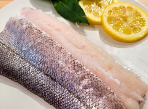 La Criée d'à Côté - Filets de Merlu sur peau - 200 g
