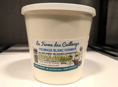 Ferme Joos - Fromage blanc de brebis : la ferme des Cailleuys