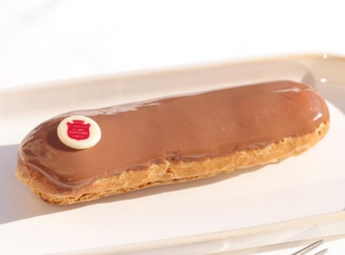 La Tarte Tropézienne - Eclair Tropézien au café